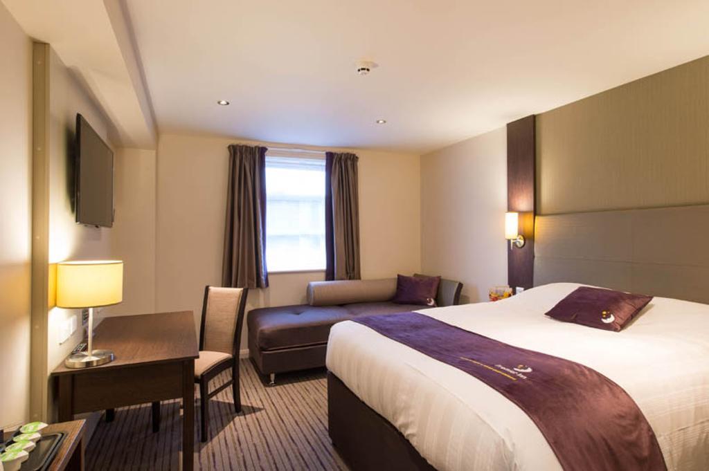 Premier Inn Dunfermline Quarto foto