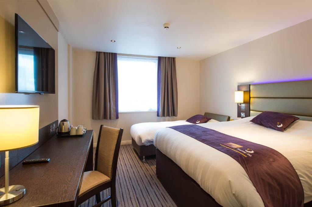 Premier Inn Dunfermline Quarto foto
