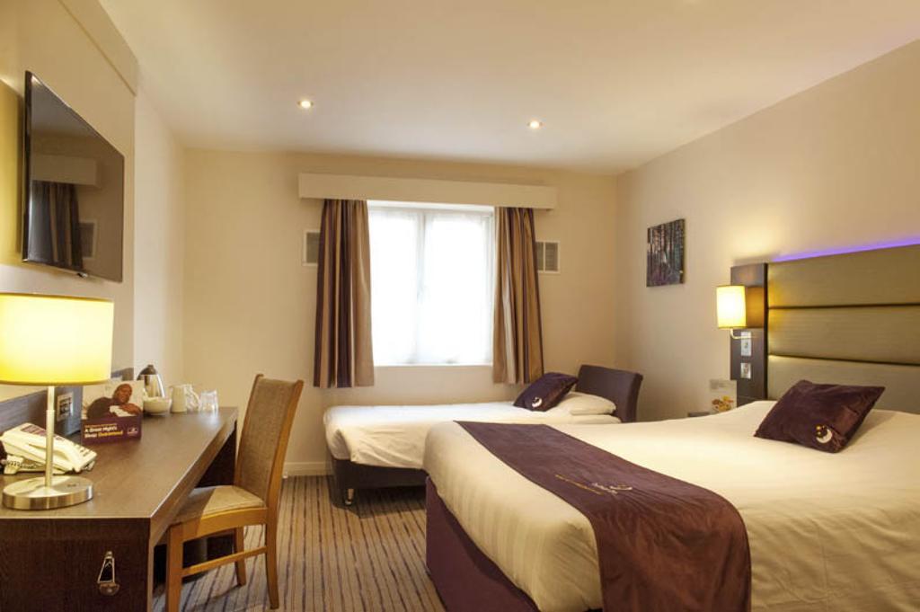 Premier Inn Dunfermline Quarto foto